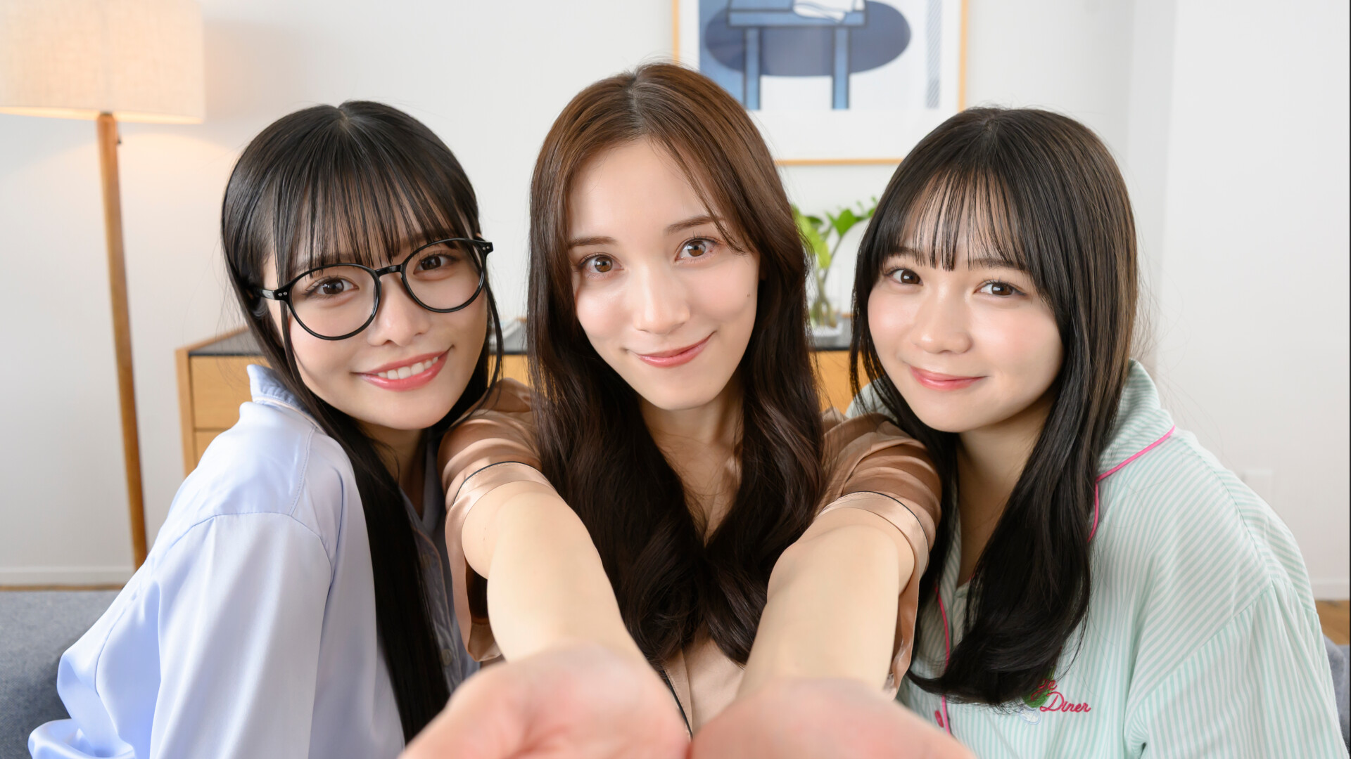 《HamKoi 转生为仓鼠的我与三姐妹的甜蜜生活》影